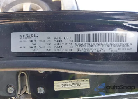 2017 Jeep Compass High Altitude 4X4 z USA, uszkodzony, nr VIN 1C4NJDEB1HD177942